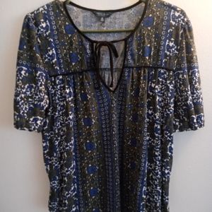 Lucky brand blue floral tie front casual size M shirt